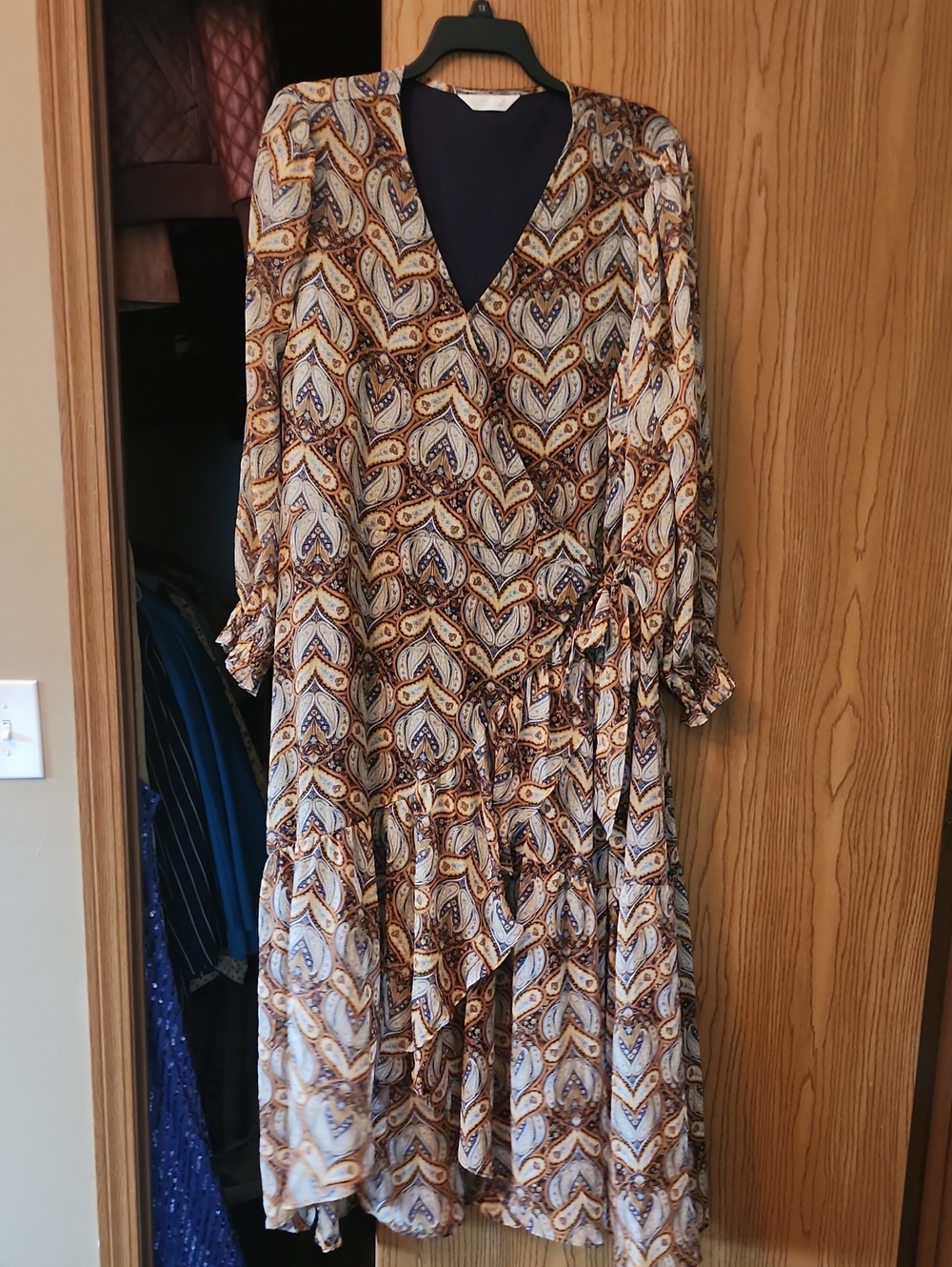 LC Lauren Conrad Brown, Cream & Navy Paisley Wrap Midi Dress